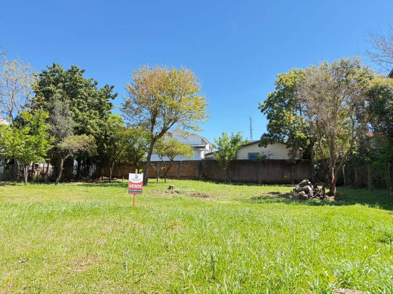 TERRENO DE 720 M² EM PASSO FUNDO-RS